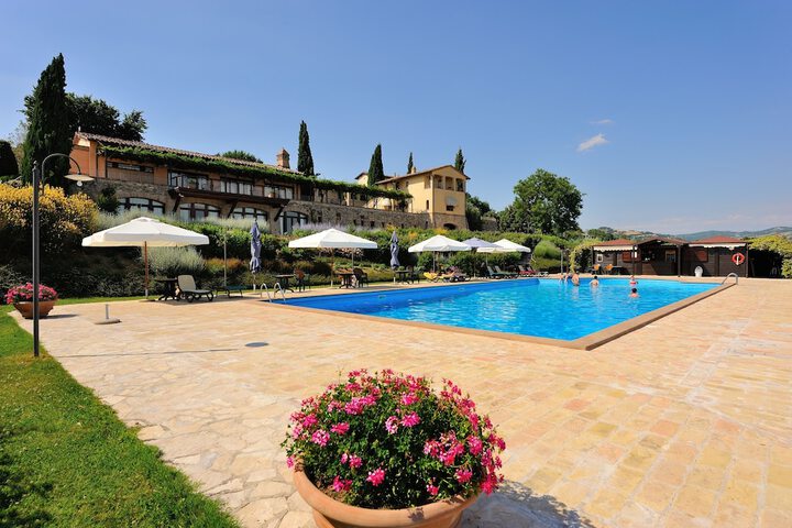 Hotel Pool
