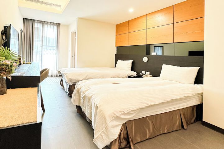 Room 22 of 65