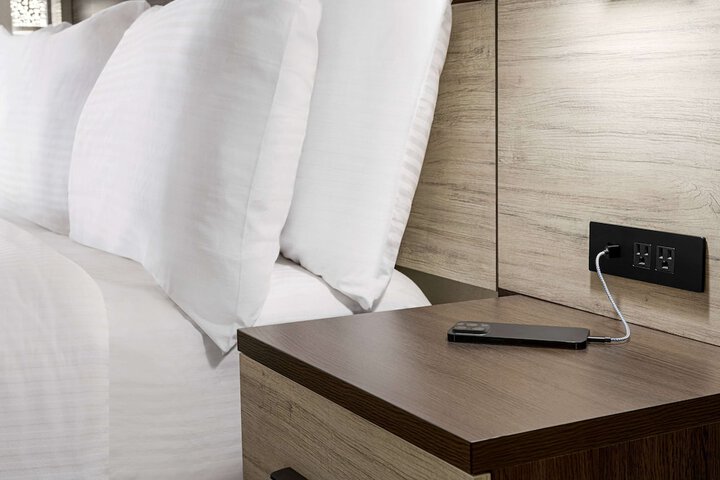 2 Double Beds Mobility Hearing Impaired Accessible Room (1 of 8)