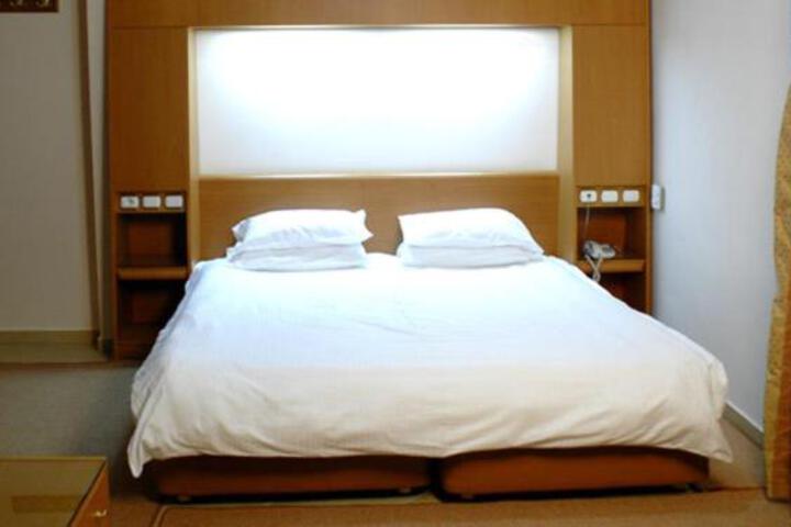 Katerina Hotel