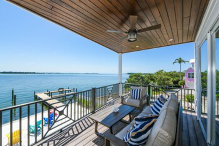 Terrace/Patio 3 of 25
