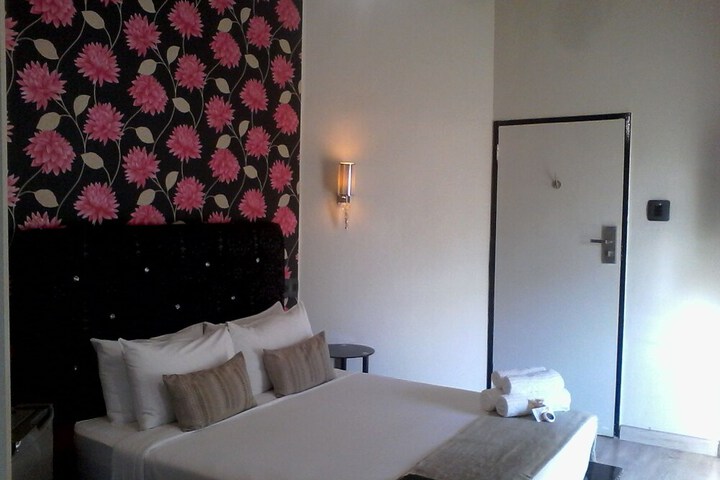 Room 10 of 47