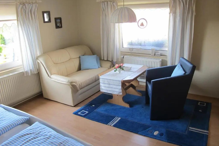 Room 4 of 5