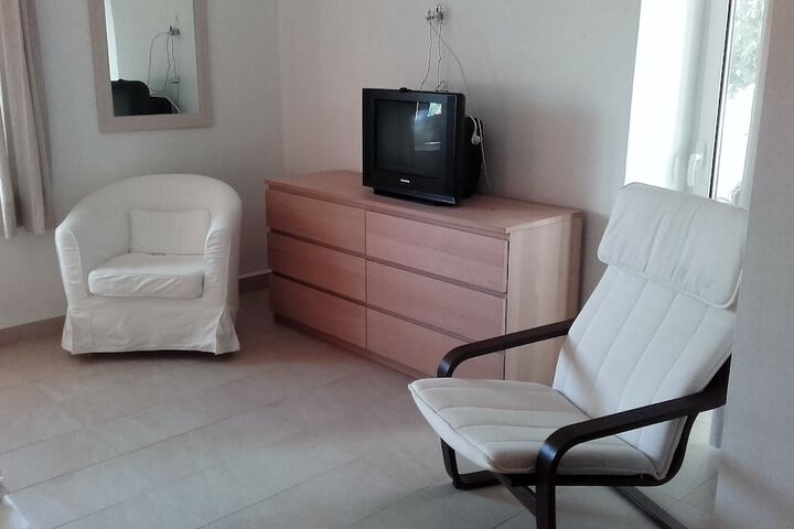 Room 15 of 42