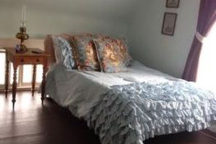 Room 10 of 25