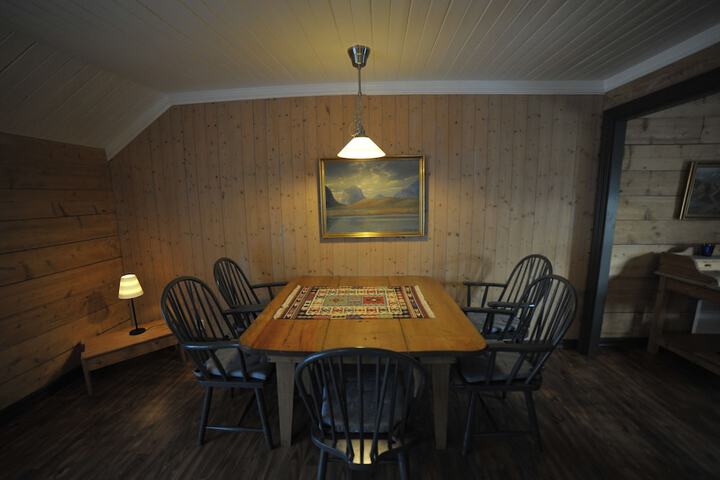 Room 37 of 142