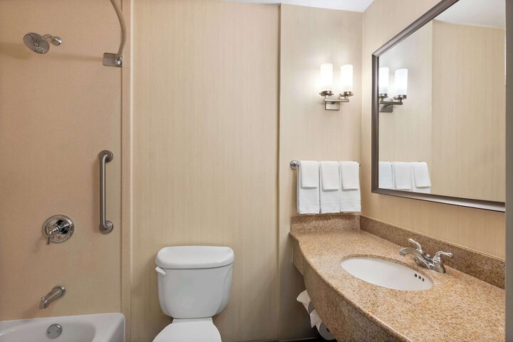 Bathroom shower
