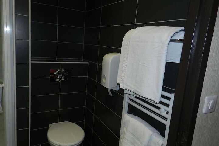 Clean Restrooms