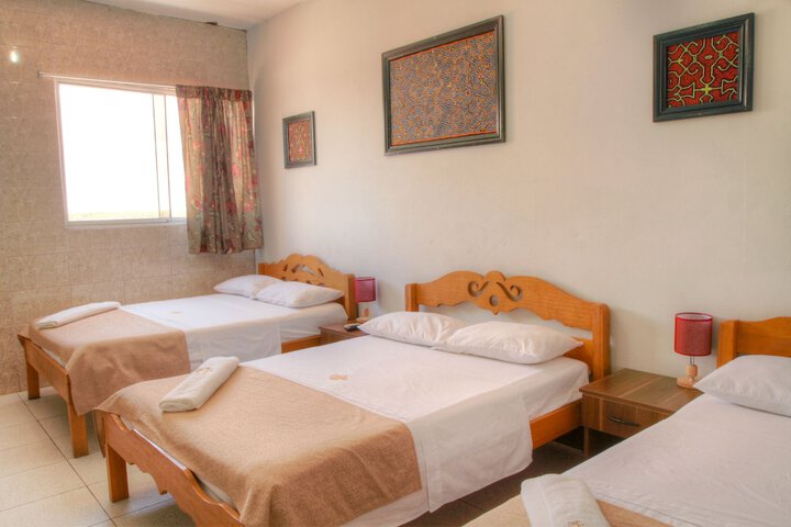 Room 28 of 65