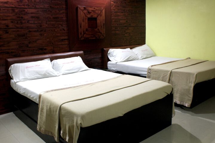 Room 6 of 21