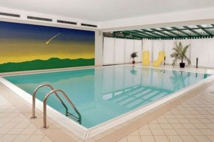 Hotel with Pool