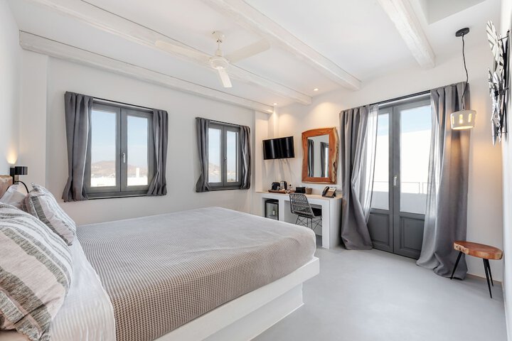 Room 11 of 73