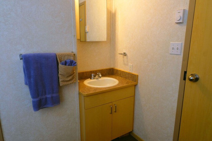 Room 16 of 33
