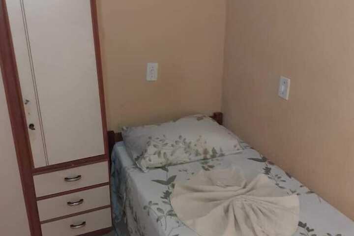 Room 16 of 33