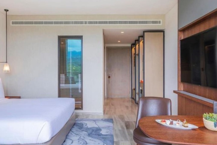 Gran Melia Red Level Deluxe City View in Arusha