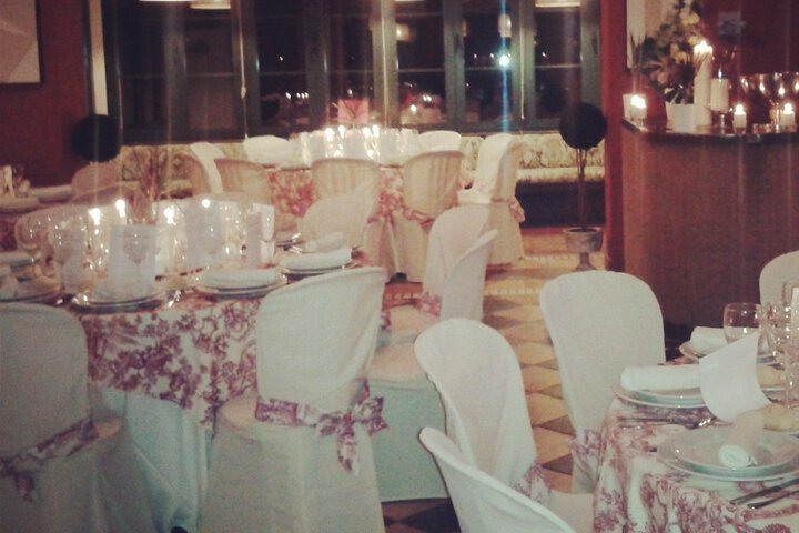 Banquet hall