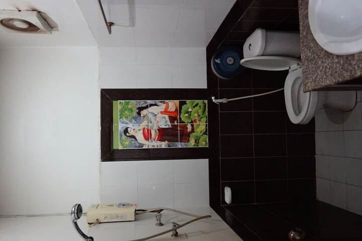 Room 19 of 23