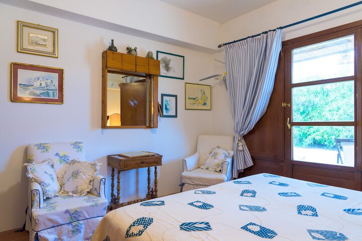 Room 3 of 24