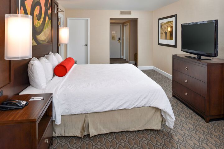 Standard | King Bed (2 of 4)