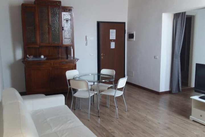 Room 37 of 51
