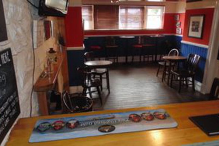 Hotel Bar