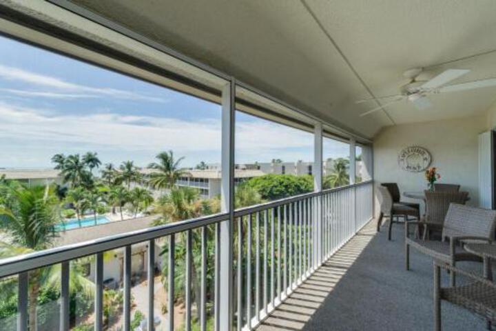 Sanibel Siesta on the Beach Unit 111 2 Bathrooms Condo in Sanibel, FL