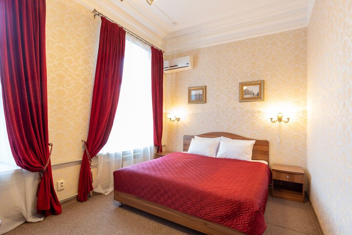 Room 5 of 51