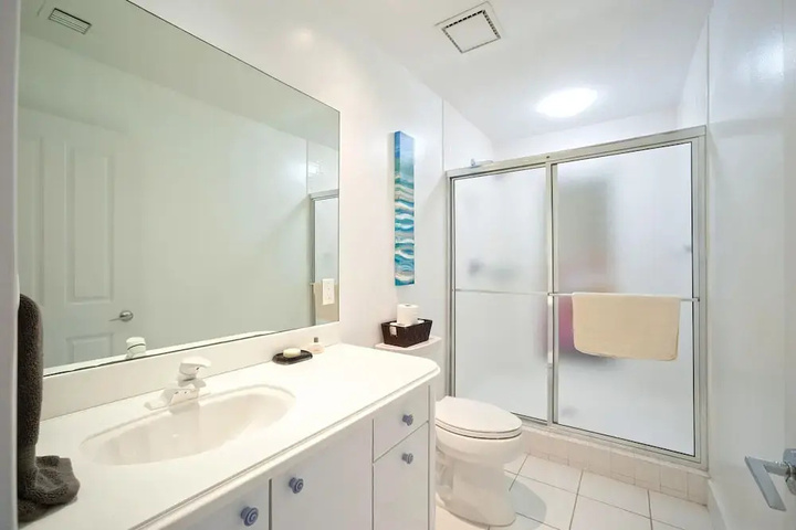 Room 10 of 21