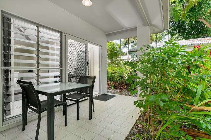 Terrace/Patio 57 of 60