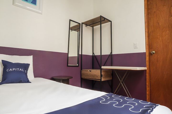 Room 9 of 46