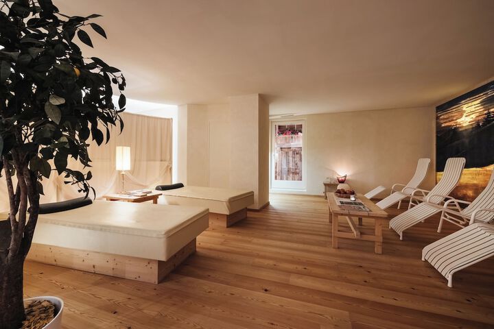 Spa 94 of 108