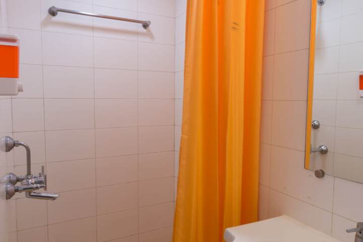 Room 27 of 54