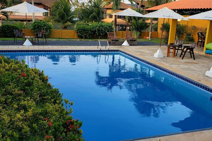 Pool 16 of 32