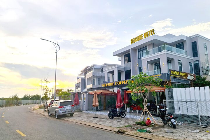 Seaside Hotel