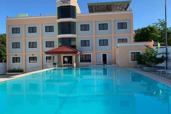 Pool 18 of 29