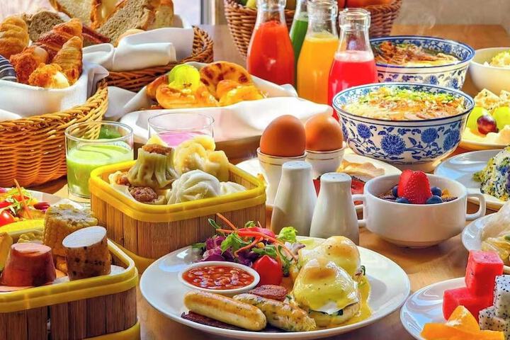 Dining 39 of 49
