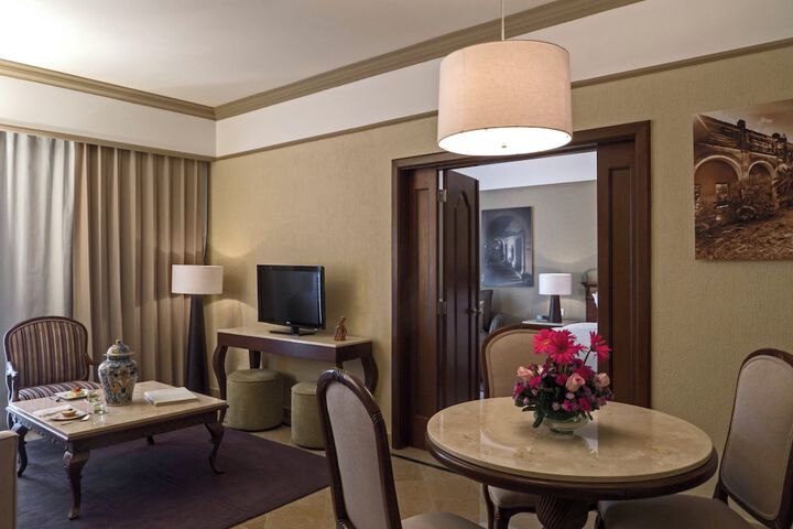 Room 35 of 139