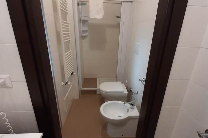 Room 50 of 58
