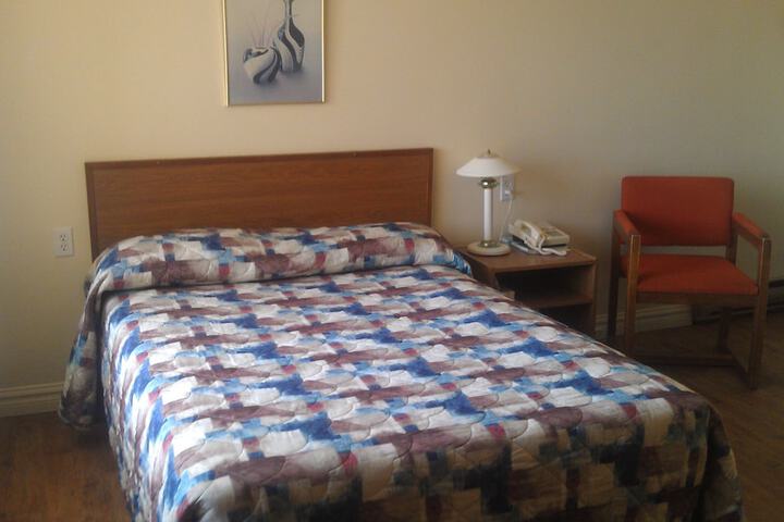 Room 3 of 32