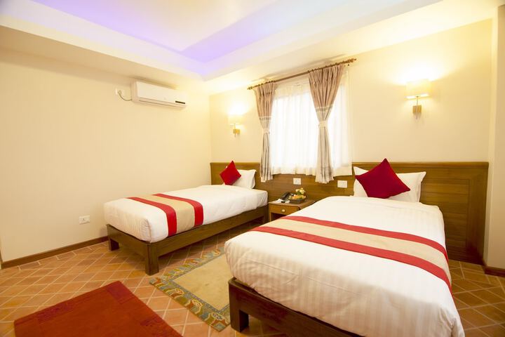 Room 20 of 34