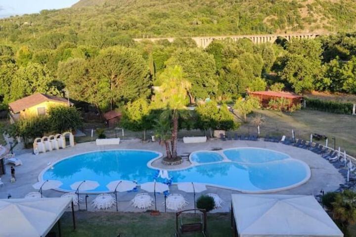 Pool 12 of 23
