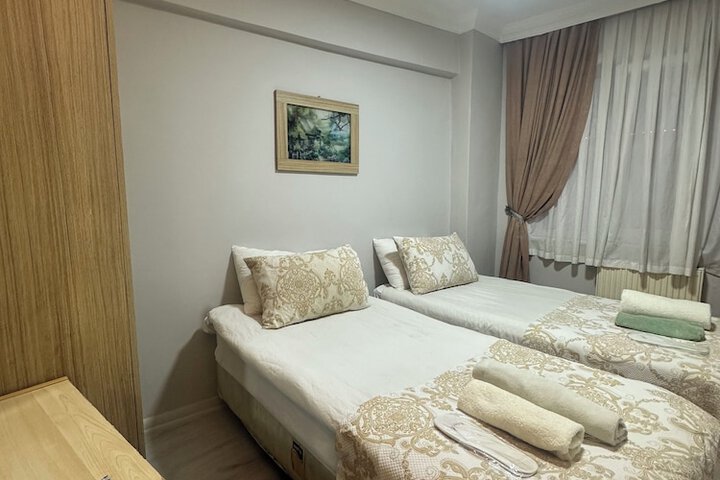 Room 12 of 41