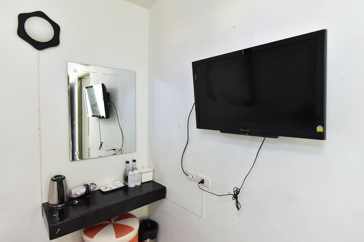 Room 19 of 48