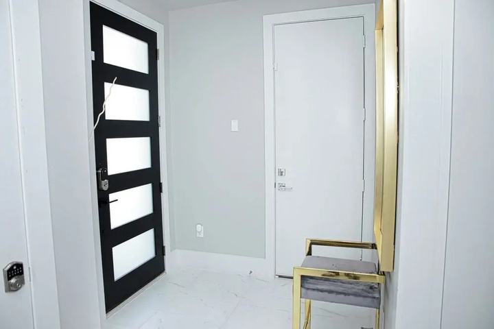 Room 3 of 29
