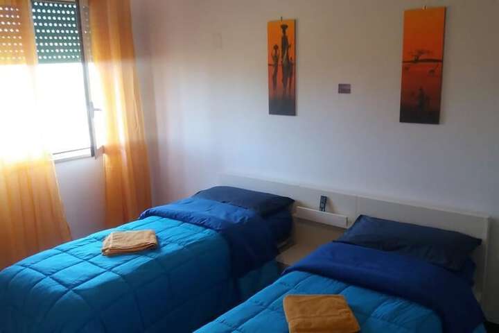 Room 3 of 6