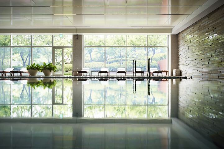 Pools & Facilities