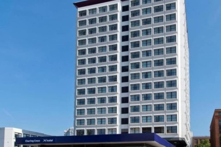 Hotel 77 of 83