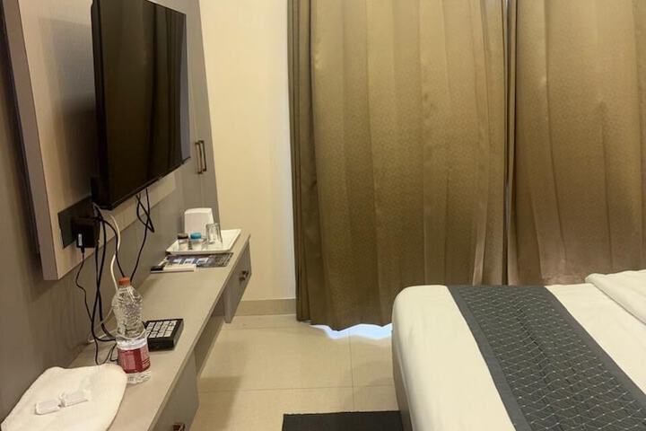 Room 38 of 63