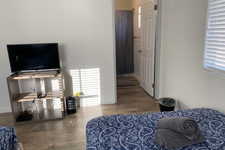 Room 12 of 24