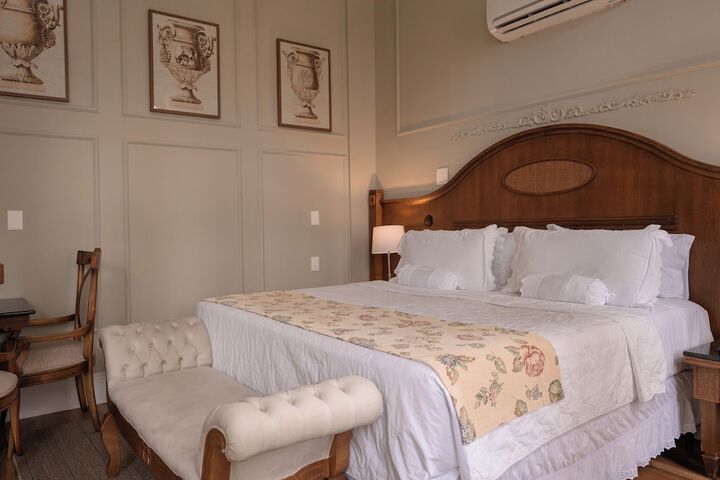 Room 47 of 109